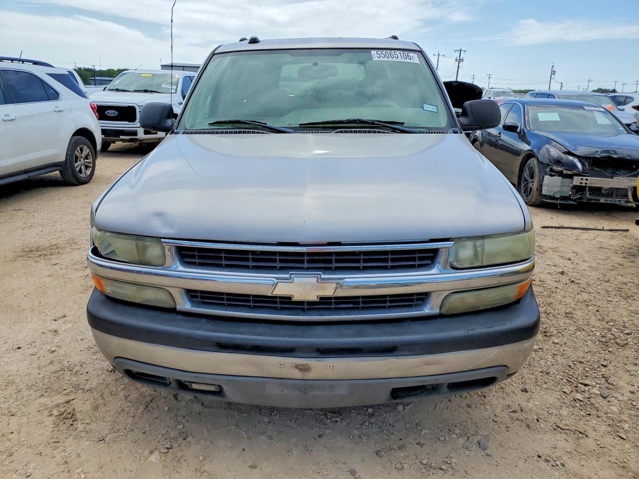 2004 CHEVROLET SUBURBAN C1500 photo 9