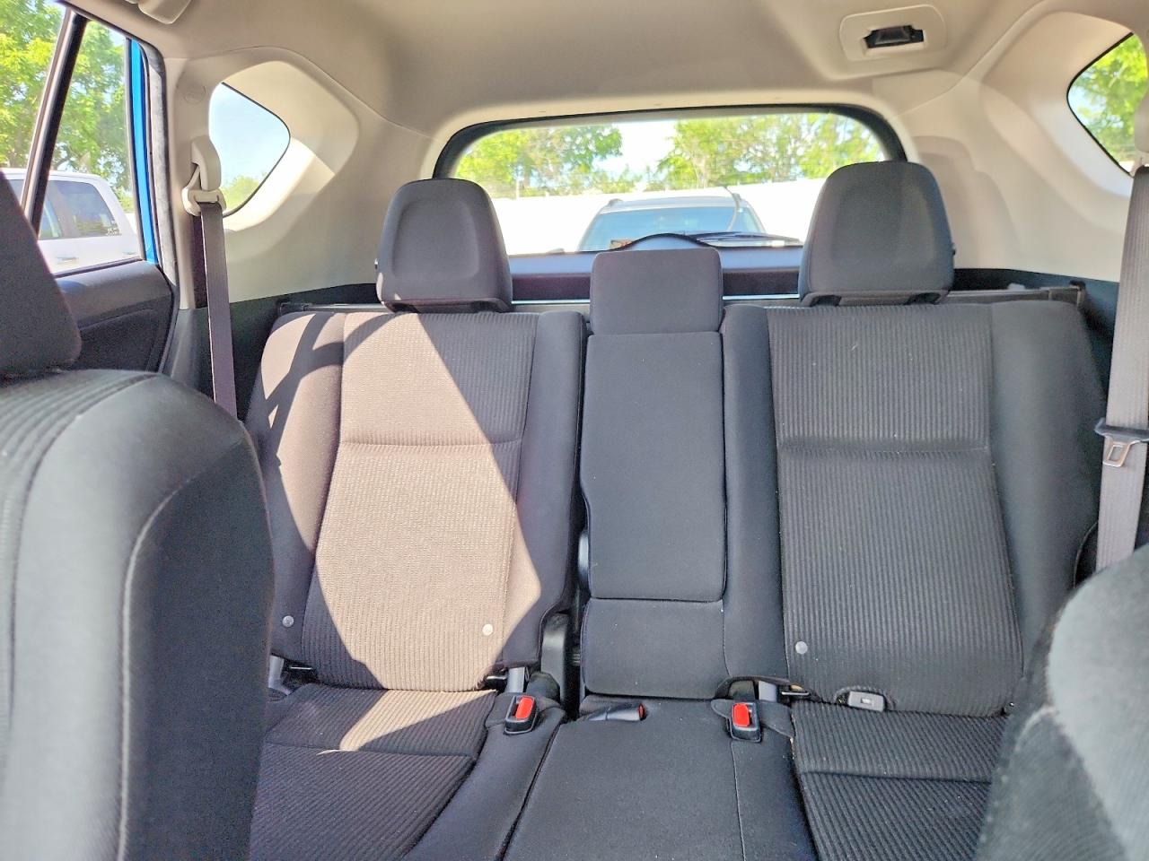 2017 TOYOTA RAV4 LE photo 28
