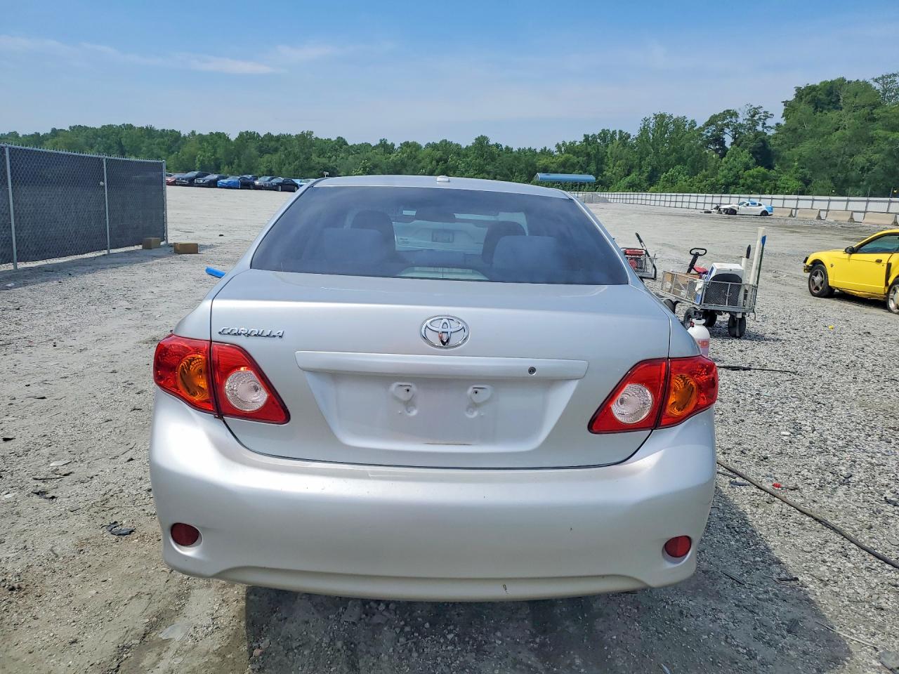 2010 TOYOTA COROLLA BASE photo 6