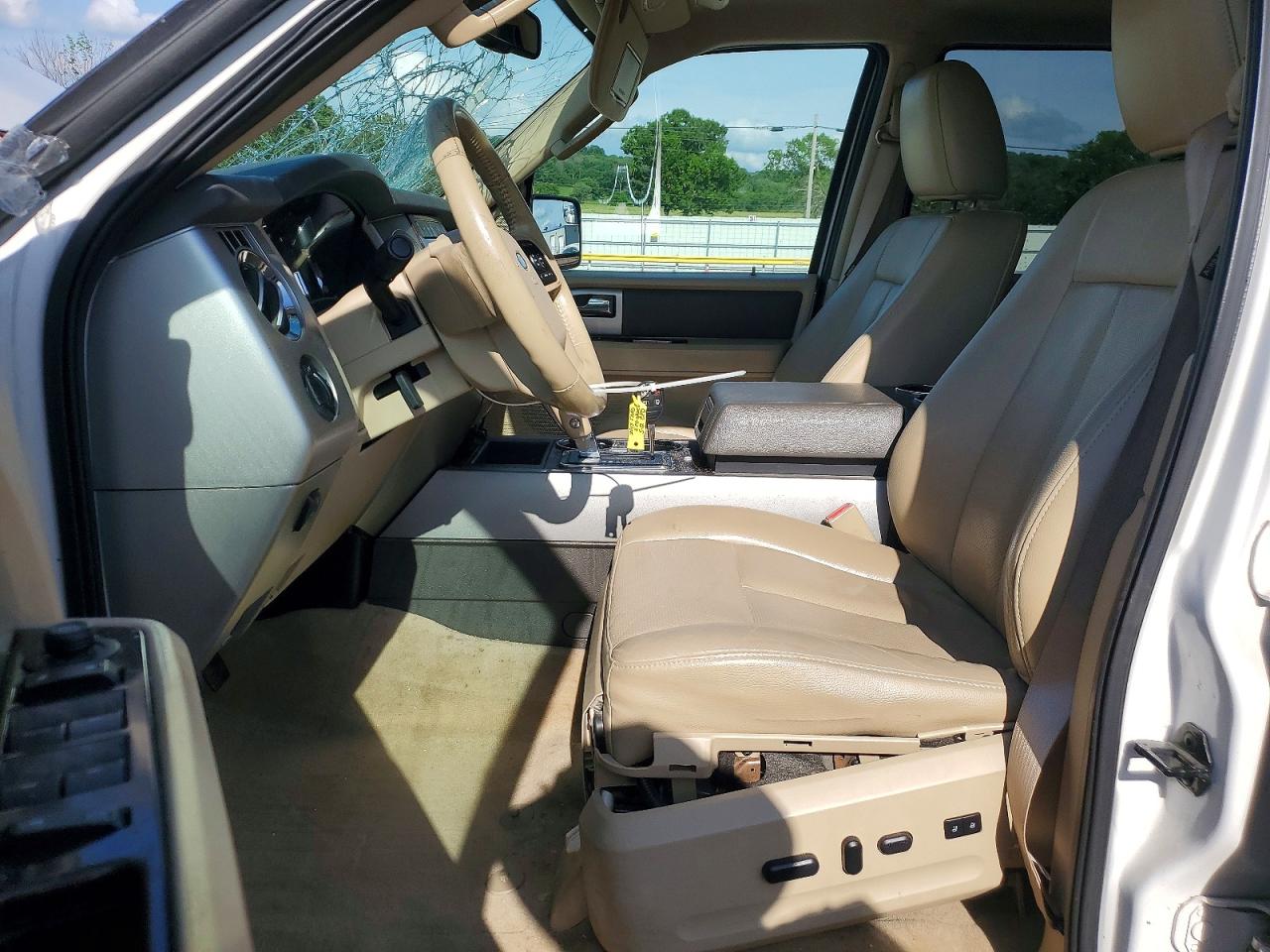 2013 FORD EXPEDITION XLT photo 13