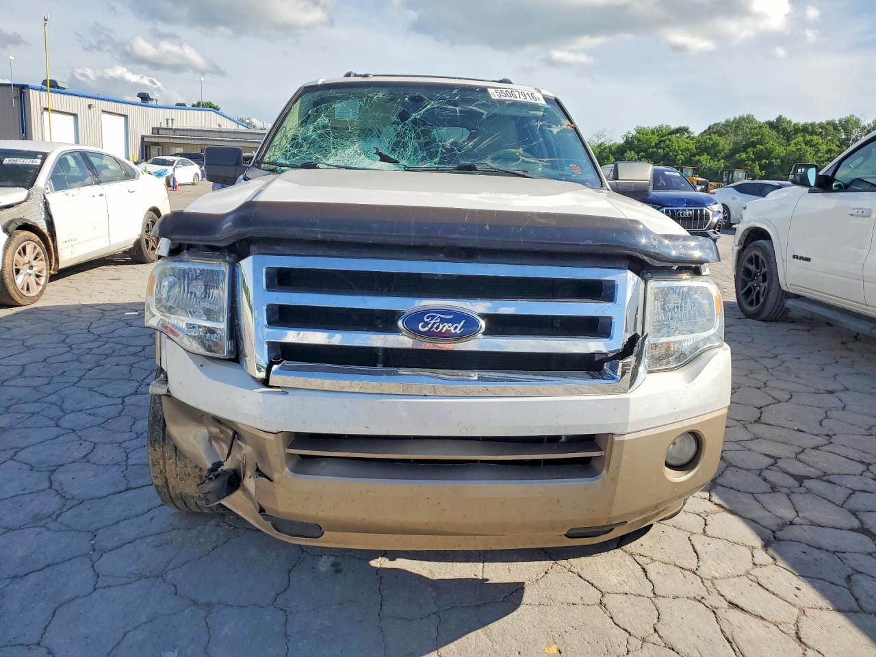 2013 FORD EXPEDITION XLT photo 9