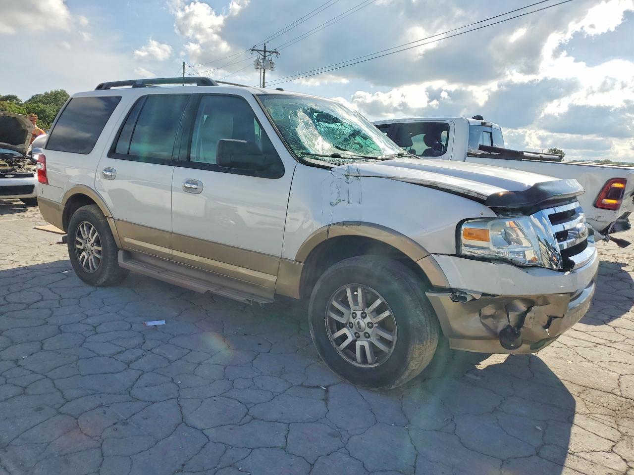 2013 FORD EXPEDITION XLT photo 7