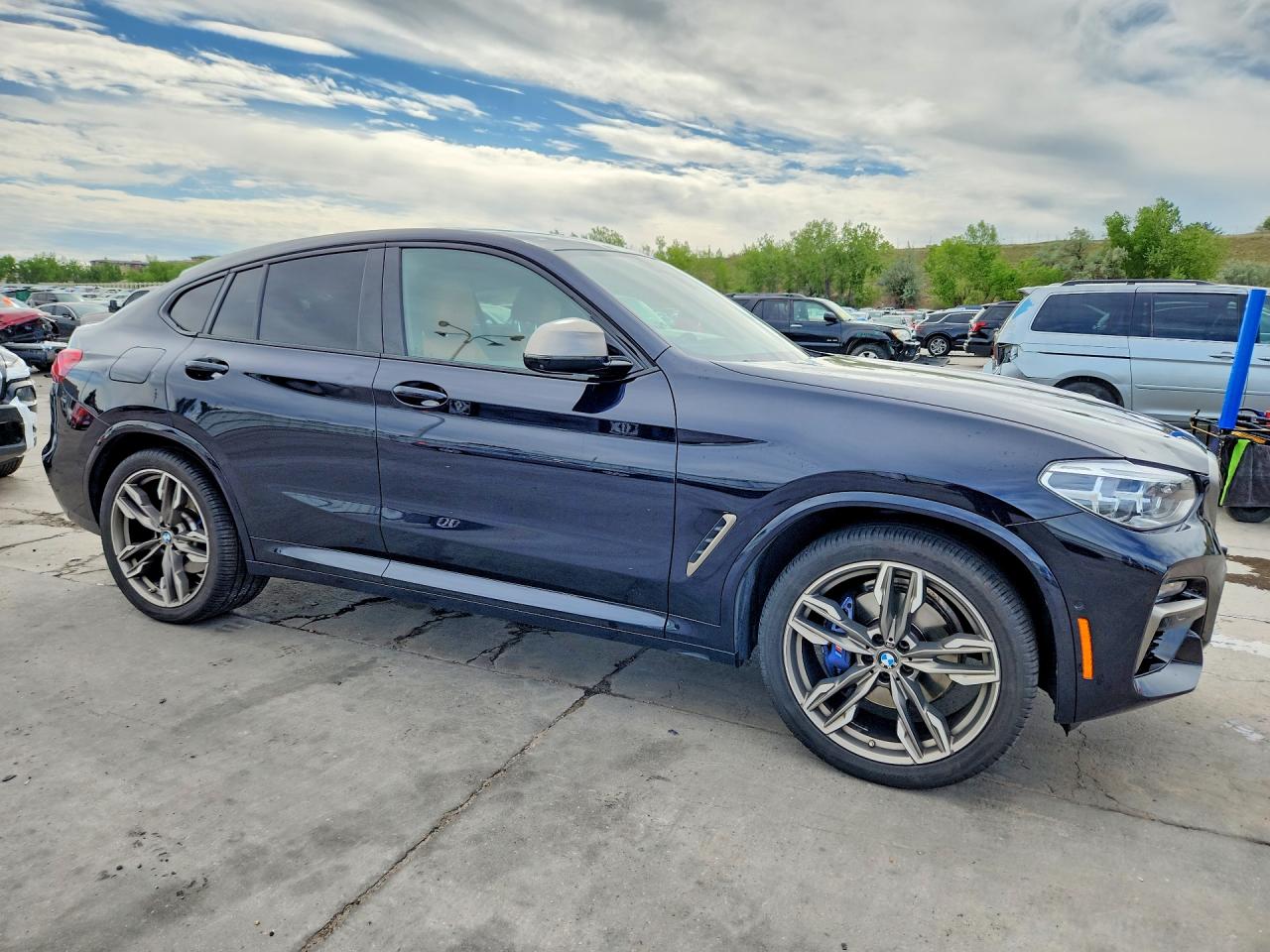 2020 BMW X4 XDRIVEM40I photo 4