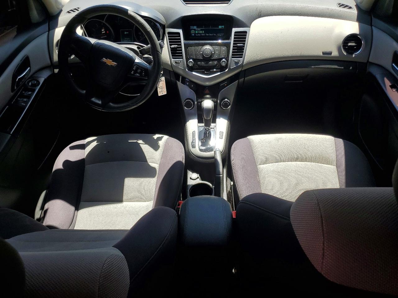 2014 CHEVROLET CRUZE LS photo 15
