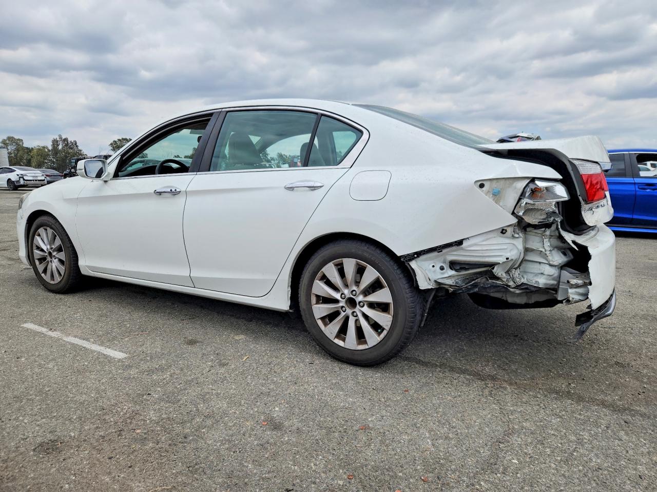 2015 HONDA ACCORD EX photo 3