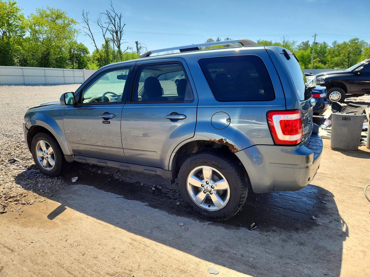 2010 FORD ESCAPE LIMITED photo 3