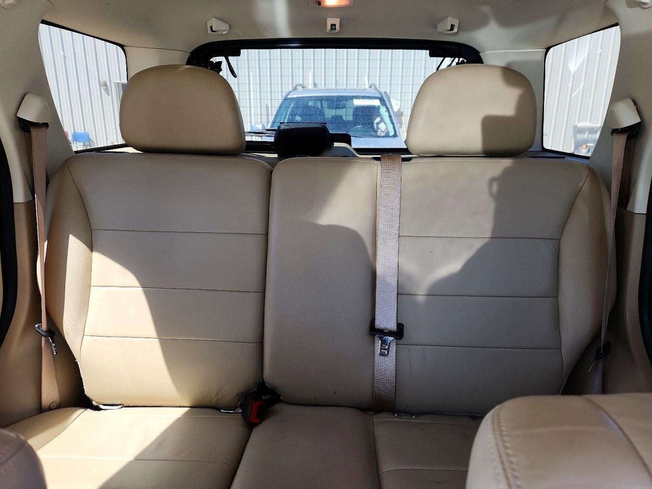 2010 FORD ESCAPE LIMITED photo 19