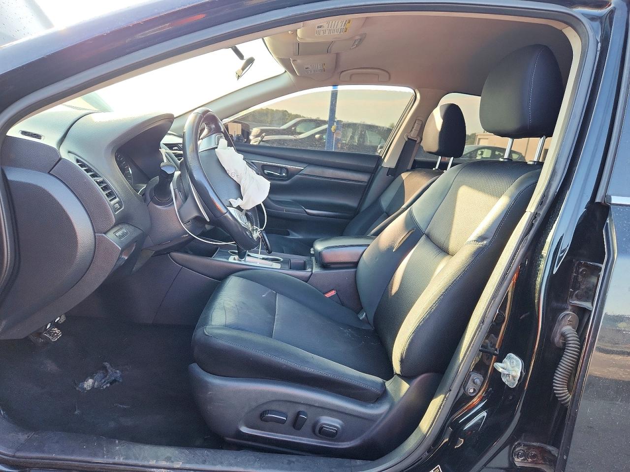 2018 NISSAN ALTIMA 2.5 SR photo 7