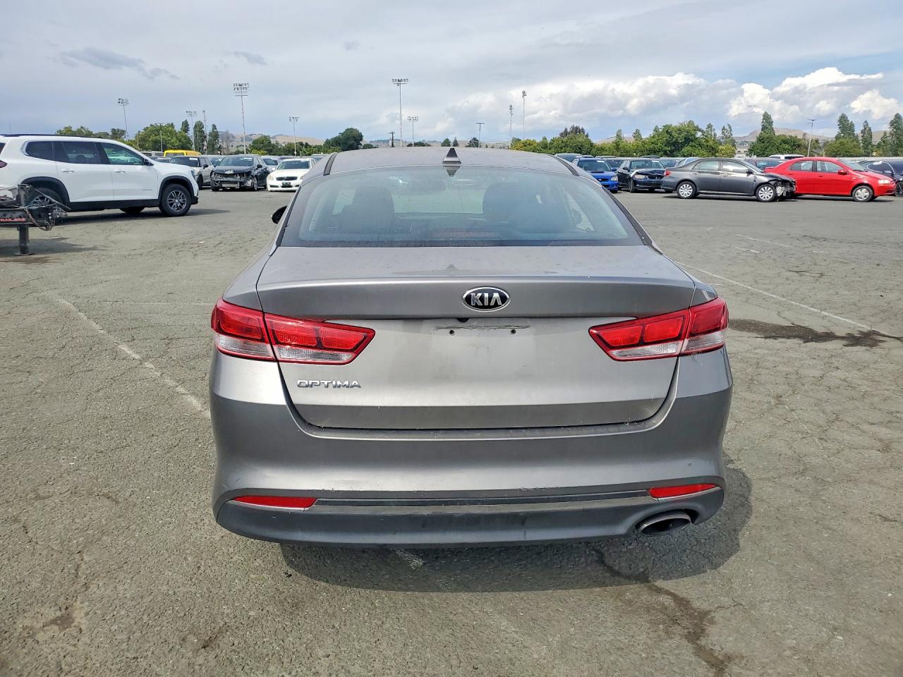 2017 KIA OPTIMA LX photo 16