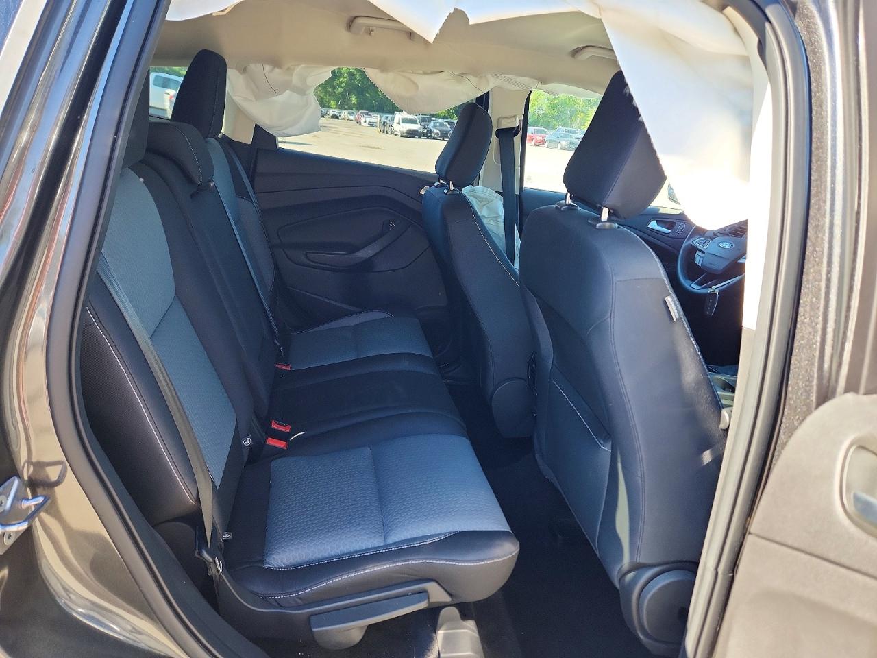 2019 FORD ESCAPE SE photo 21