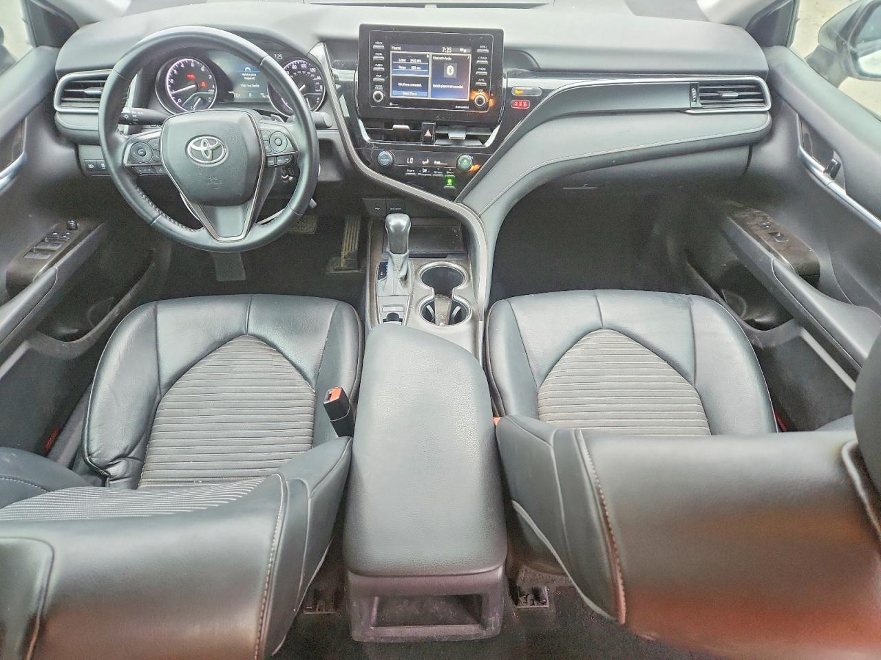 2021 TOYOTA CAMRY SE NIGHTSHADE photo 15