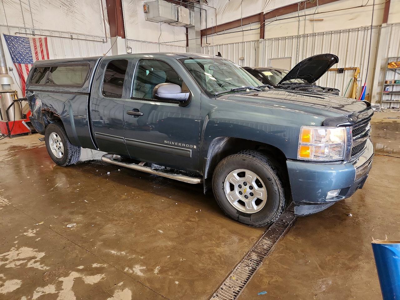 2009 CHEVROLET SILVERADO K1500 LT photo 7