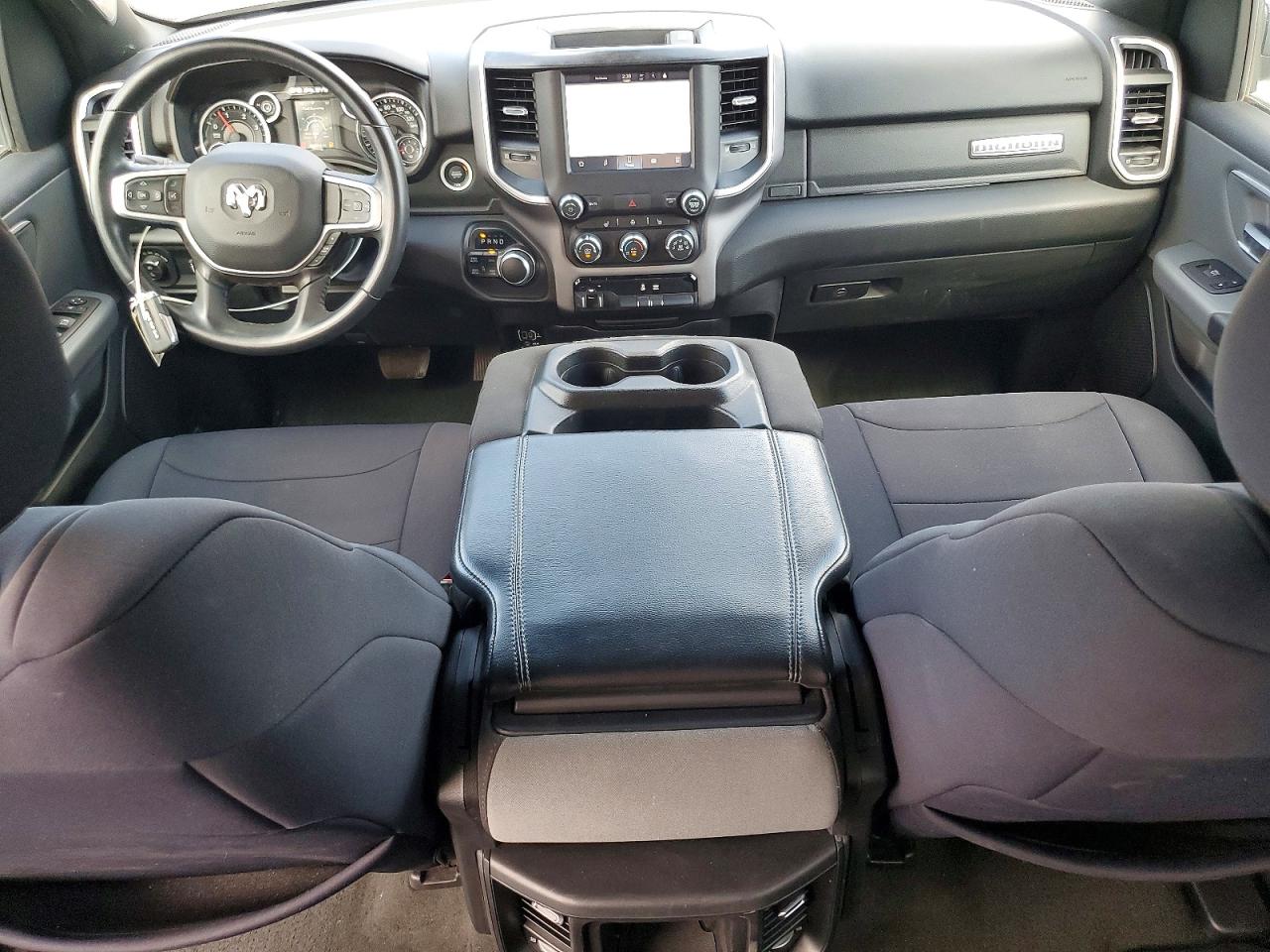 2023 RAM 1500 BIG HORN photo 15