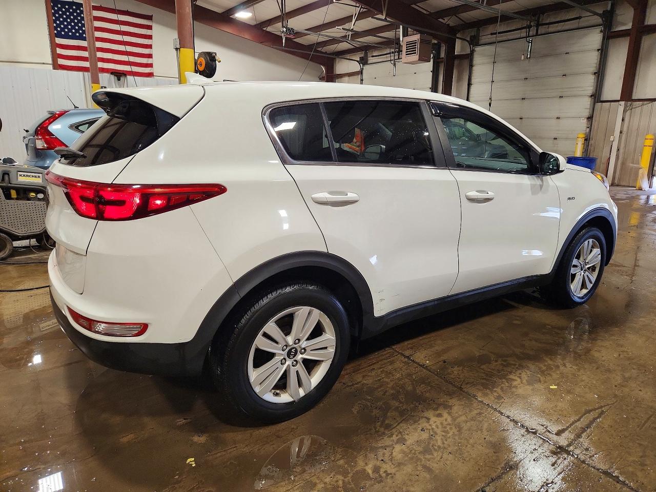 2019 KIA SPORTAGE LX photo 5