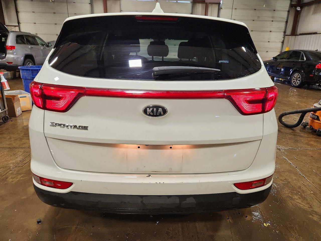 2019 KIA SPORTAGE LX photo 11