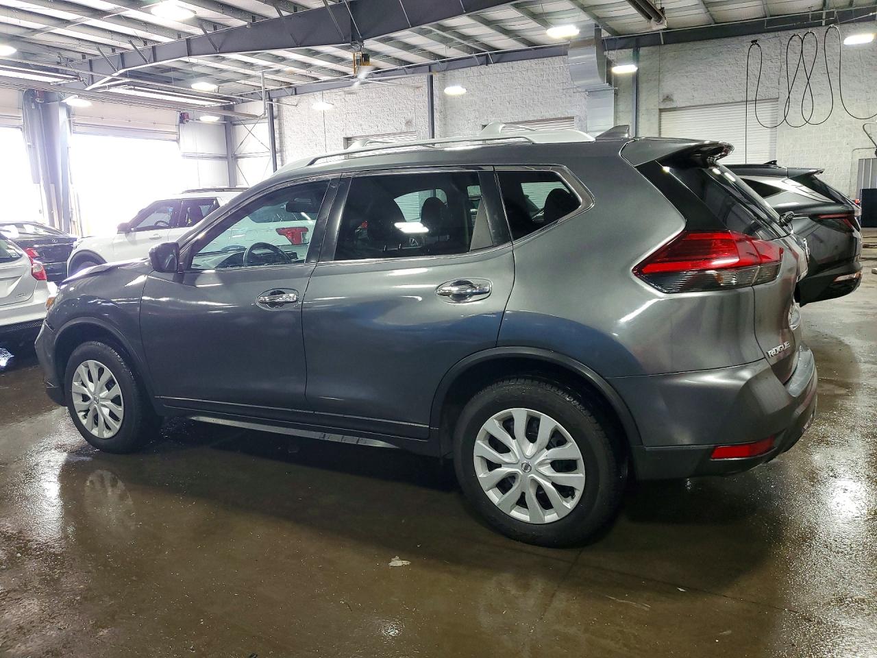 2017 NISSAN ROGUE S photo 3