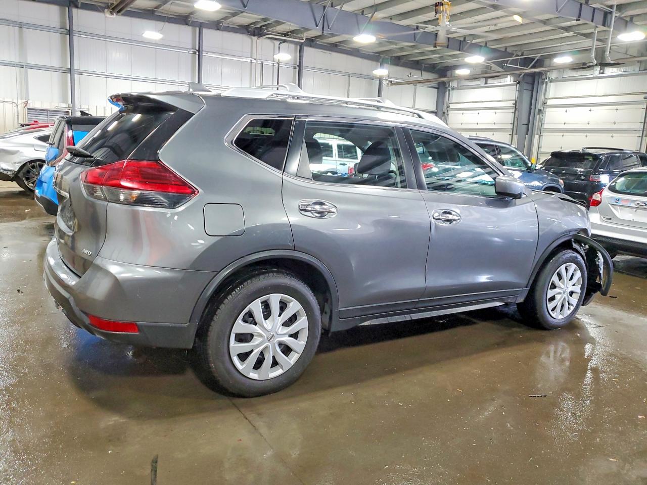 2017 NISSAN ROGUE S photo 5