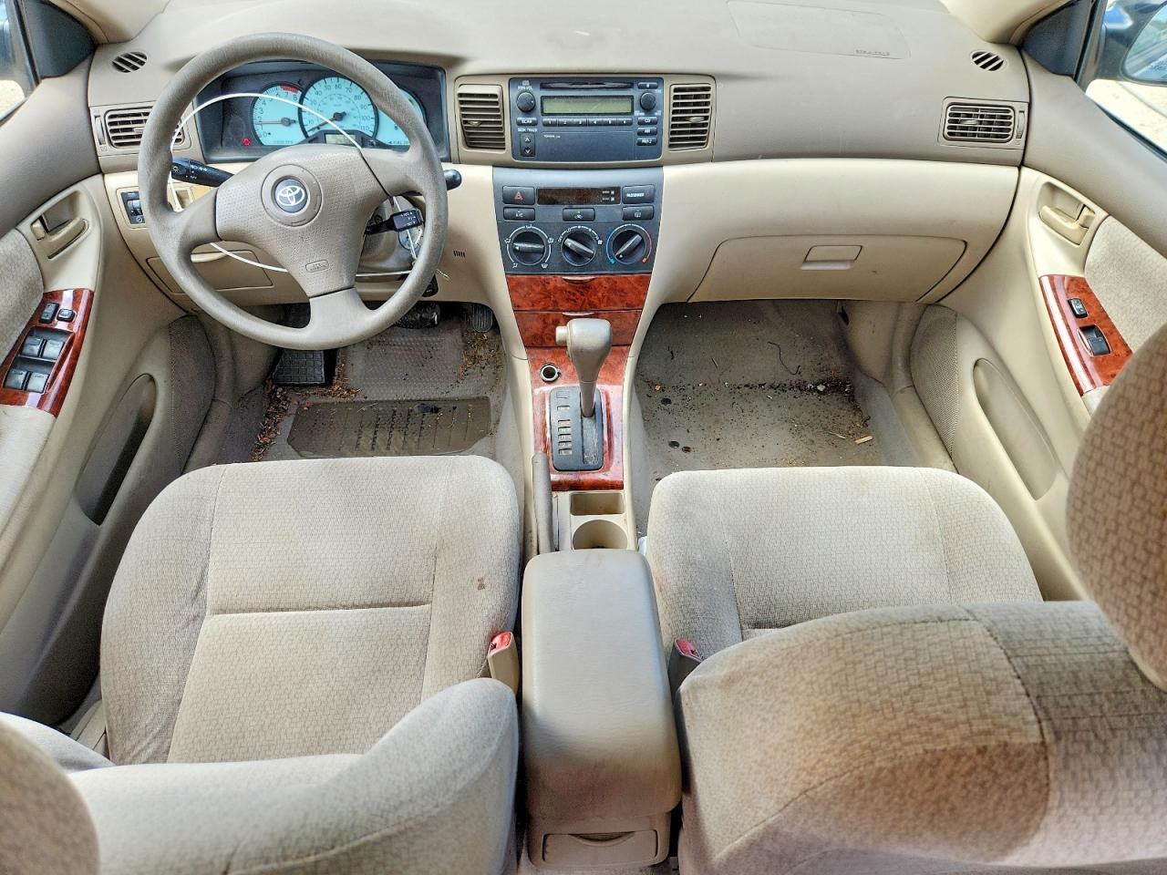 2004 TOYOTA COROLLA LE photo 15