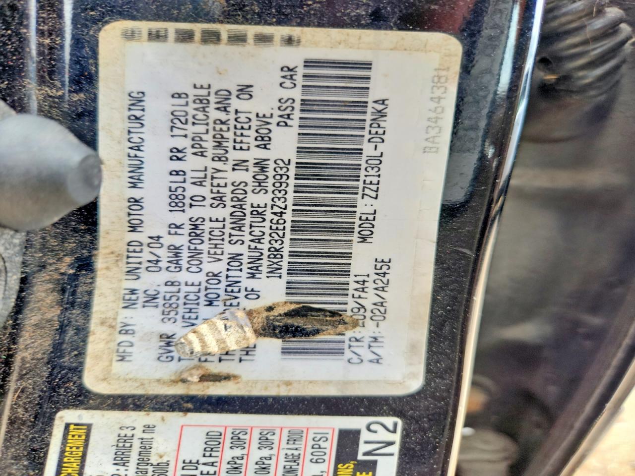 2004 TOYOTA COROLLA LE photo 23
