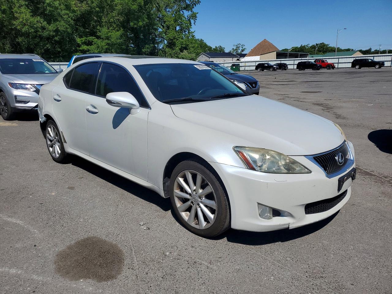 2010 LEXUS IS 250 photo 4