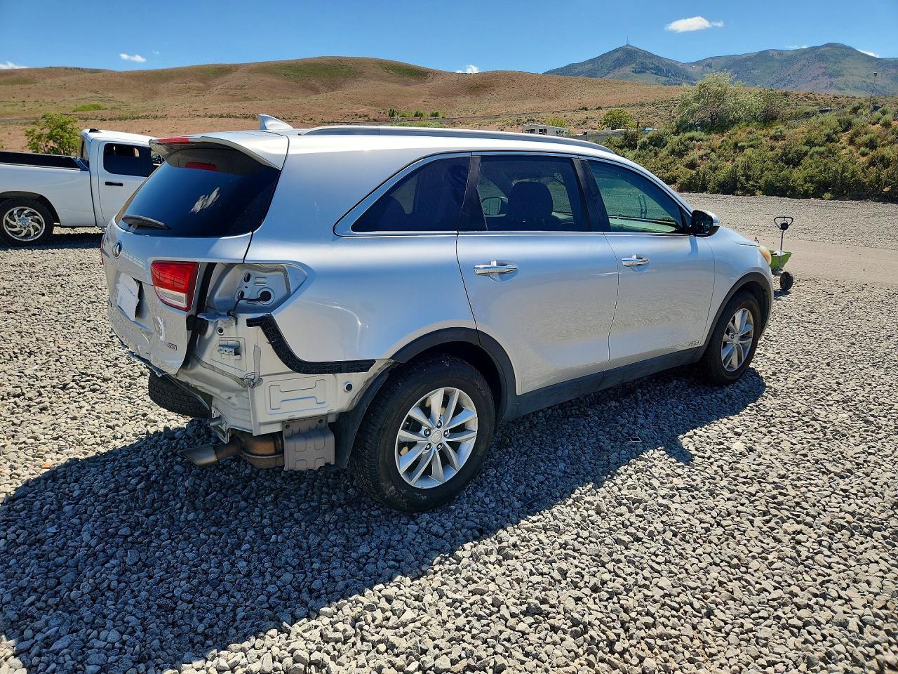 2016 KIA SORENTO LX photo 7