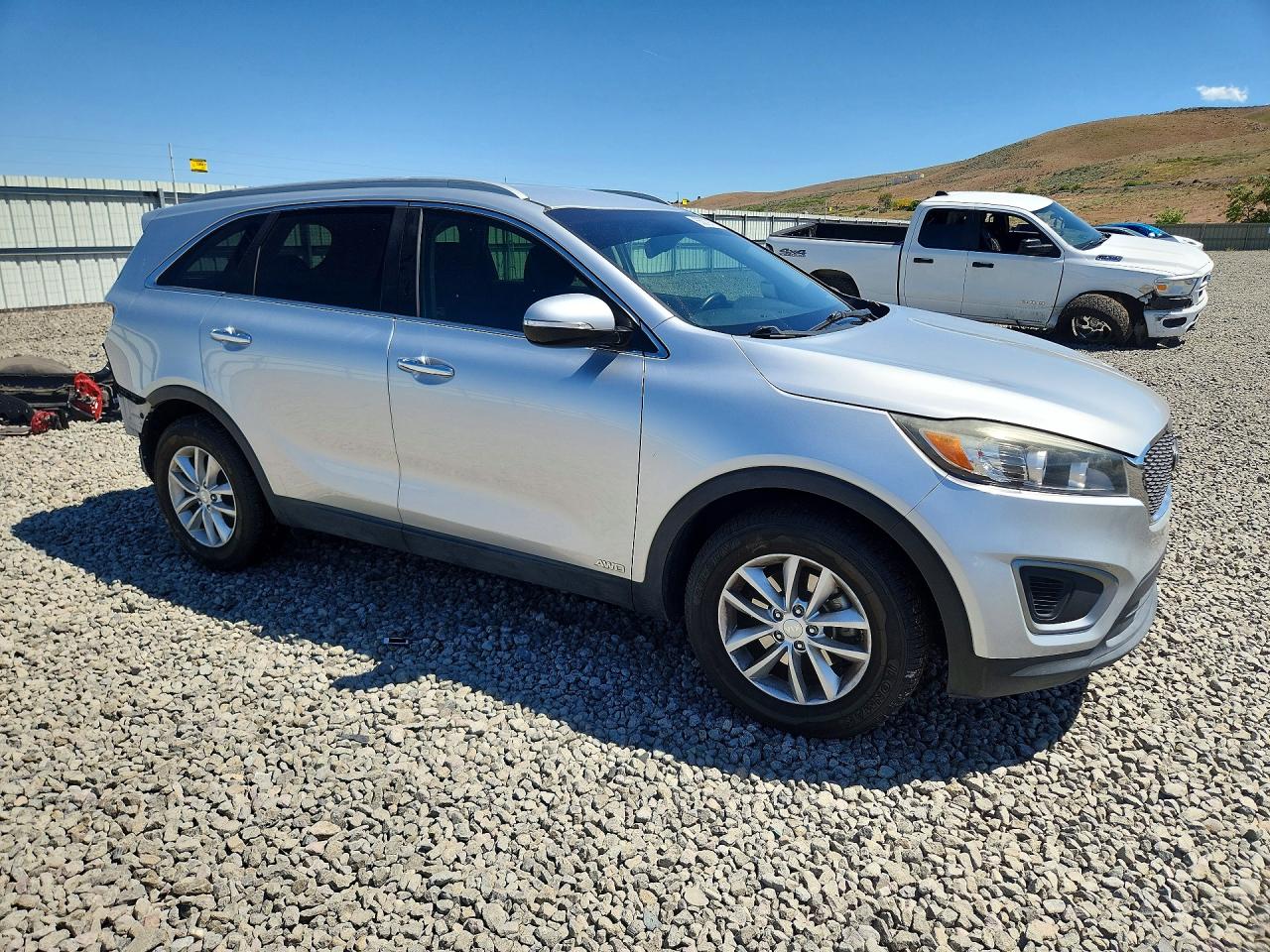 2016 KIA SORENTO LX photo 10