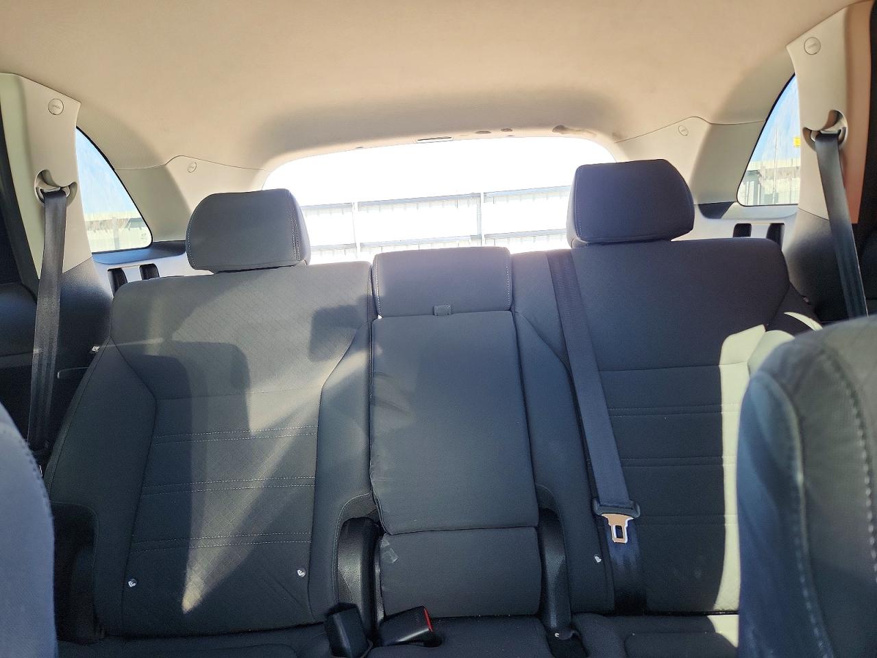 2016 KIA SORENTO LX photo 28