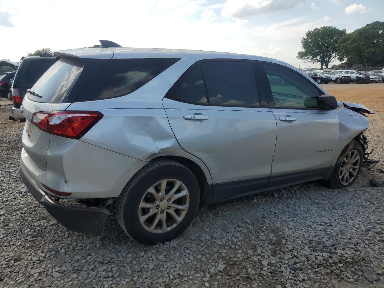 2018 CHEVROLET EQUINOX LS photo 5
