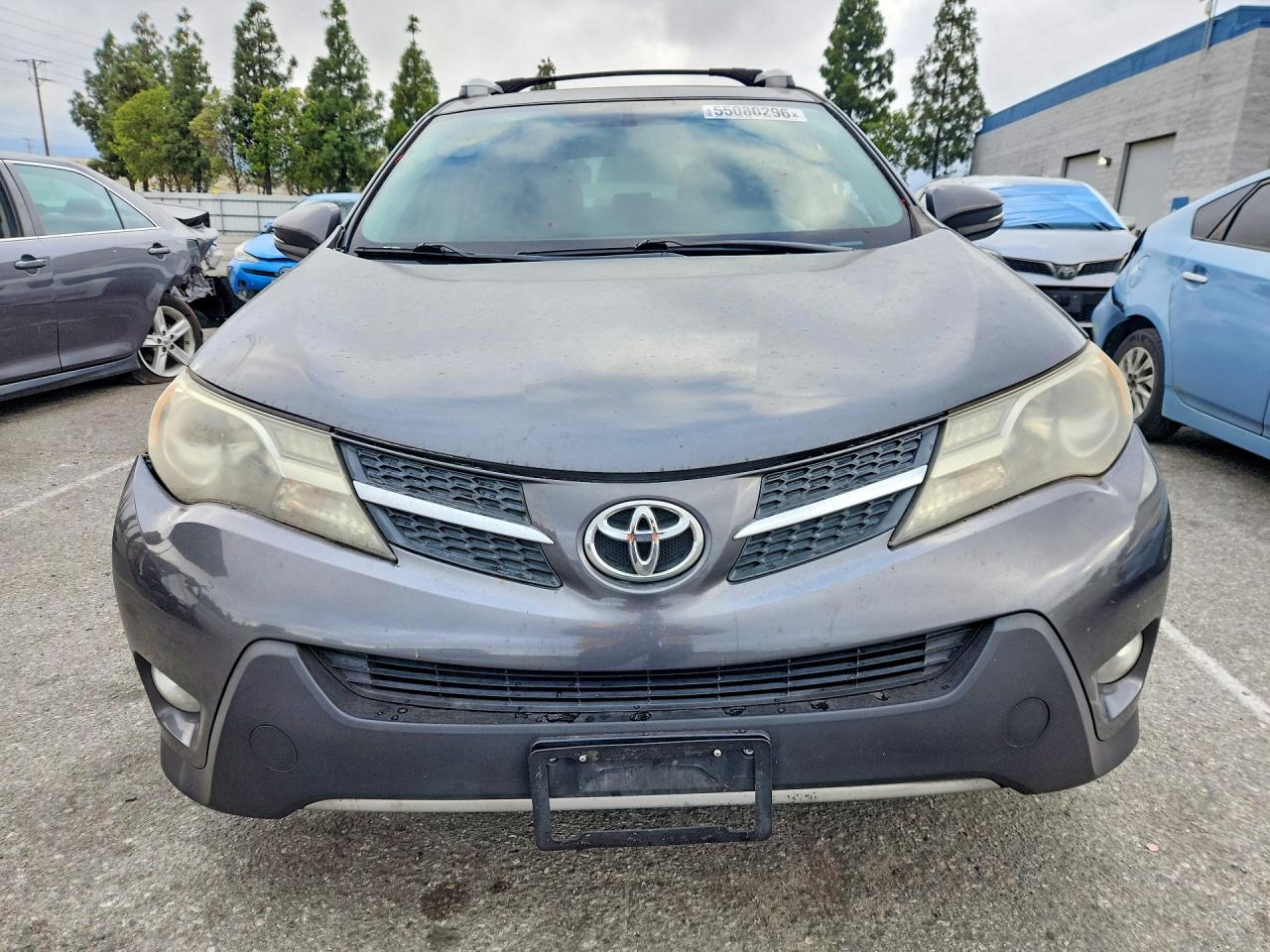 2014 TOYOTA RAV4 XLE photo 9