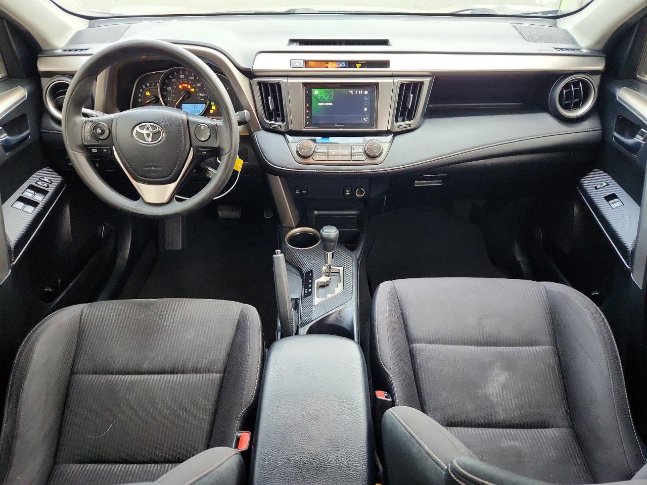 2014 TOYOTA RAV4 XLE photo 15