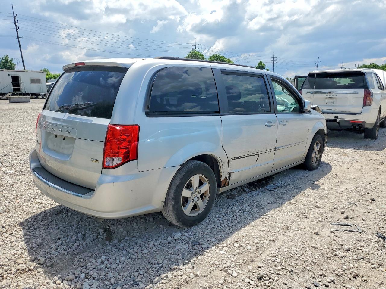 2012 DODGE GRAND CARAVAN SXT photo 5
