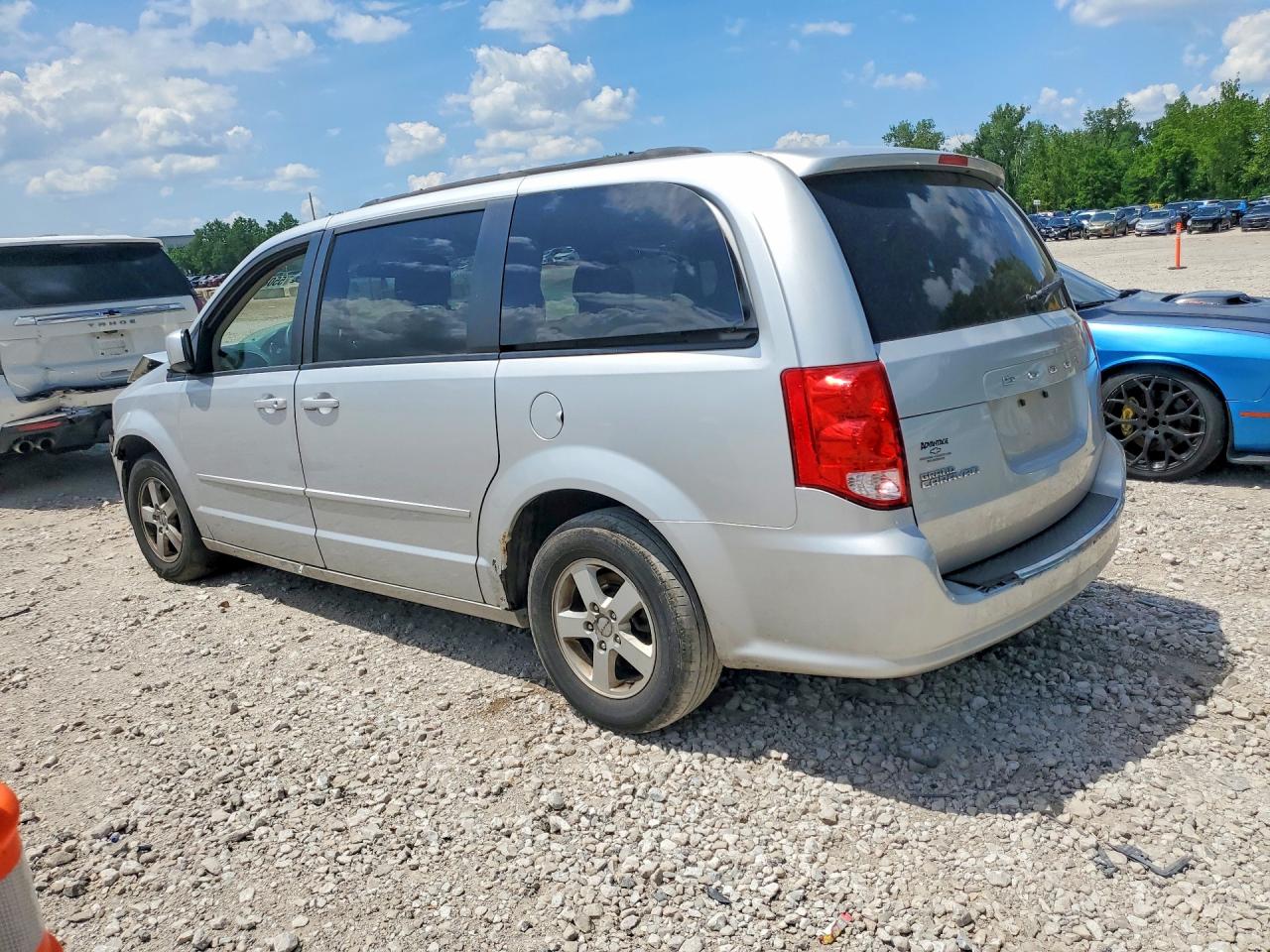 2012 DODGE GRAND CARAVAN SXT photo 3