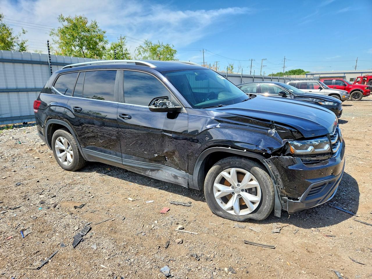 2018 VOLKSWAGEN ATLAS photo 10