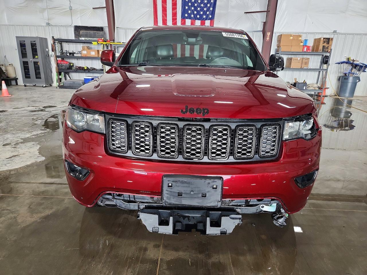 2018 JEEP GRAND CHEROKEE LAREDO photo 5