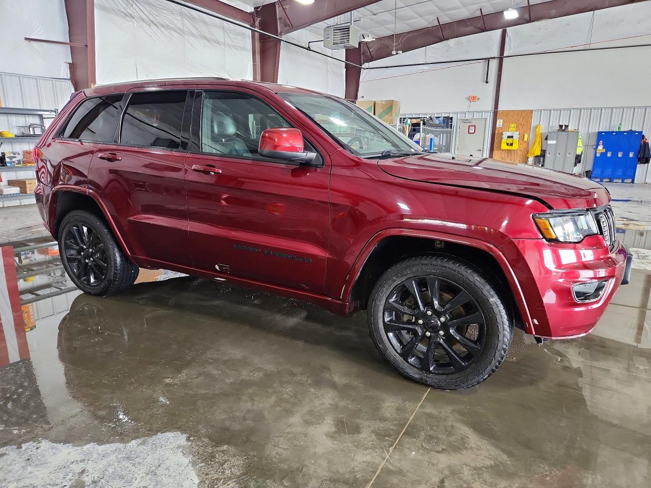 2018 JEEP GRAND CHEROKEE LAREDO photo 4