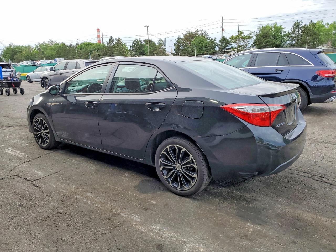 2015 TOYOTA COROLLA S PLUS photo 3