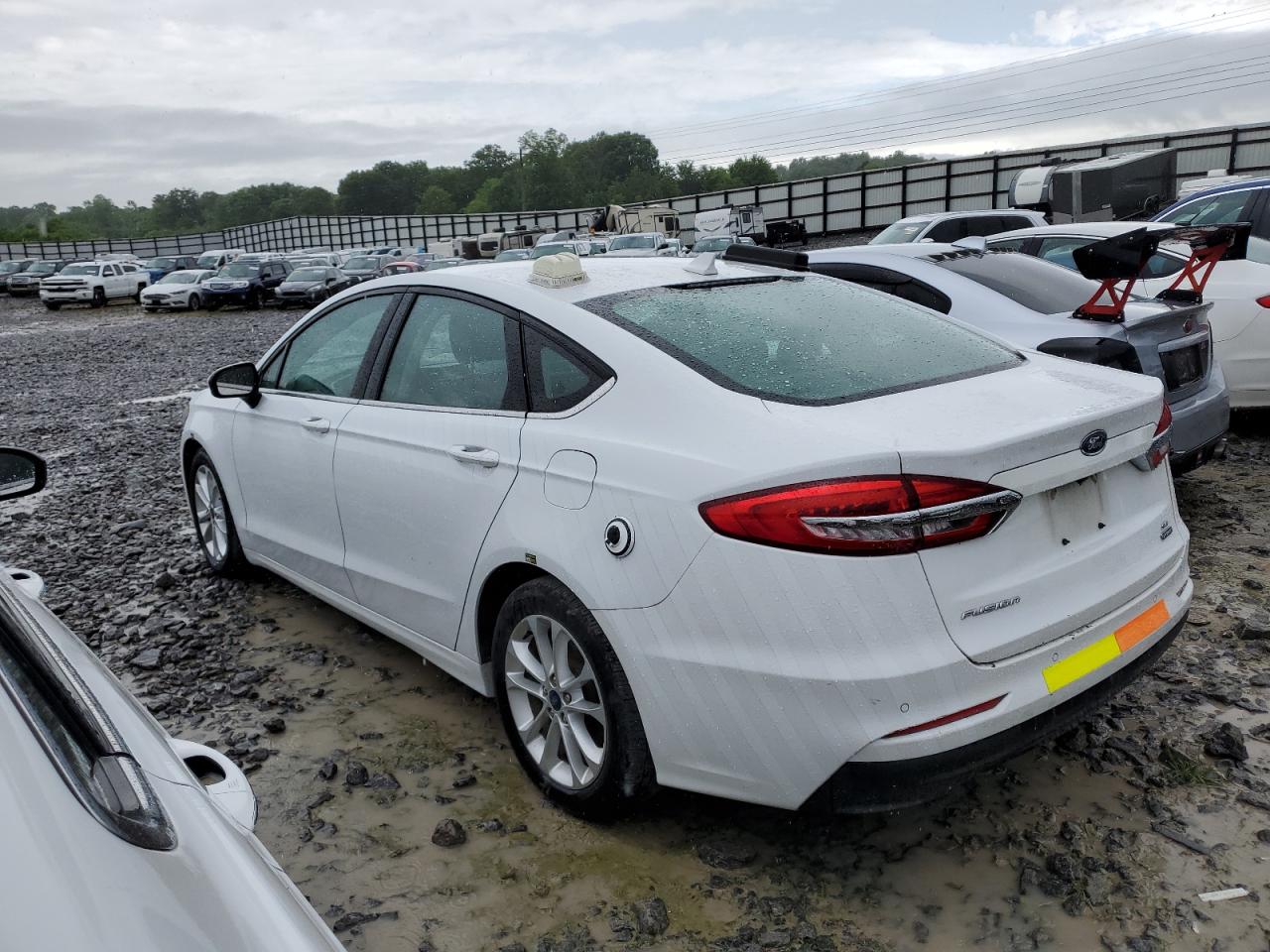 2020 FORD FUSION SE photo 3