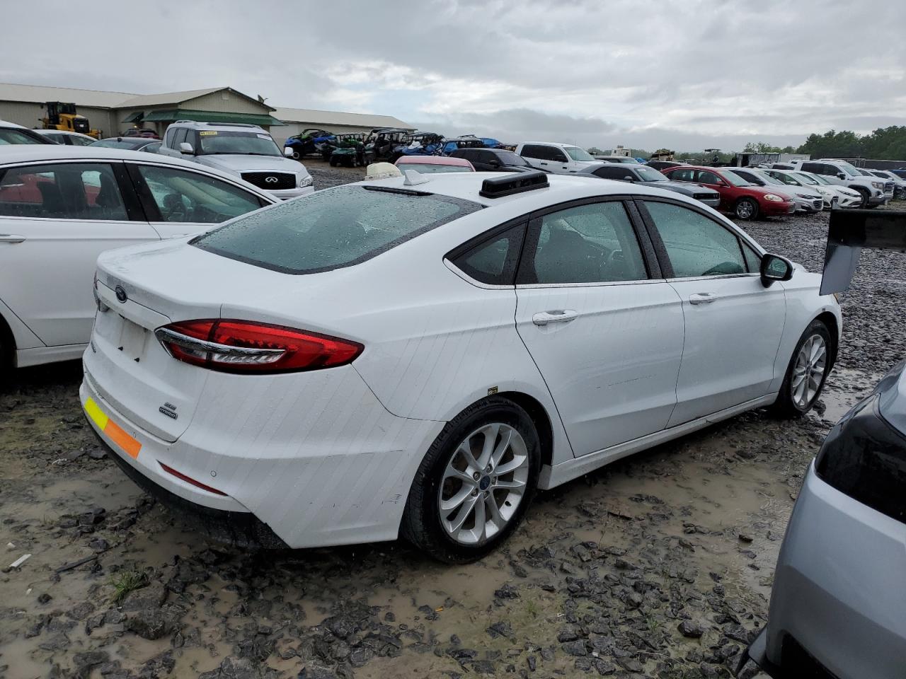 2020 FORD FUSION SE photo 5