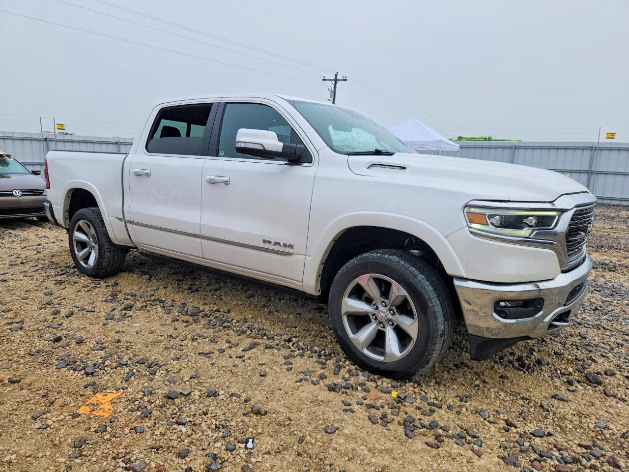 2021 RAM 1500 LIMITED photo 7