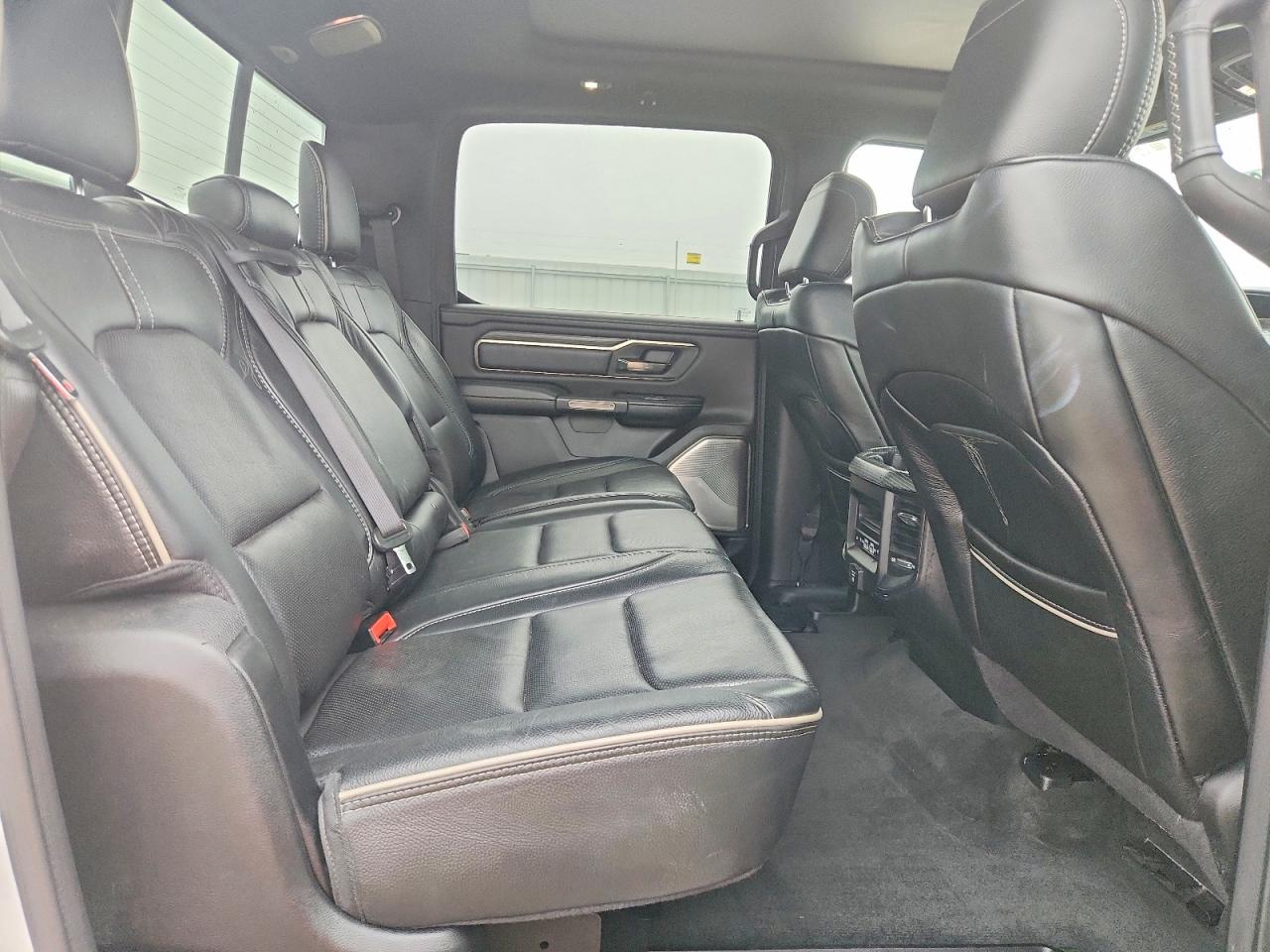 2021 RAM 1500 LIMITED photo 19