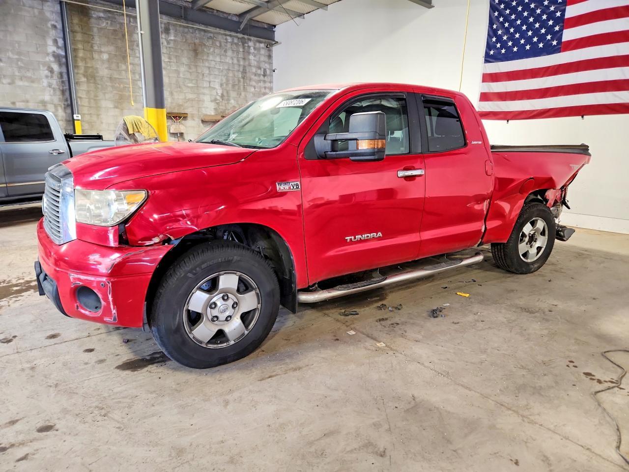 2011 TOYOTA TUNDRA