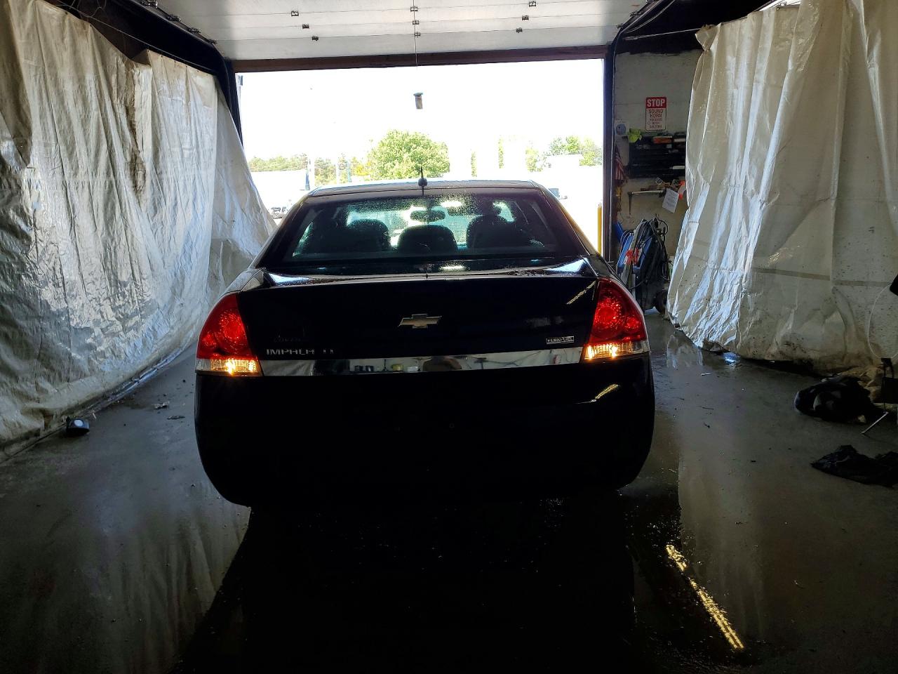 2011 CHEVROLET IMPALA LT photo 16