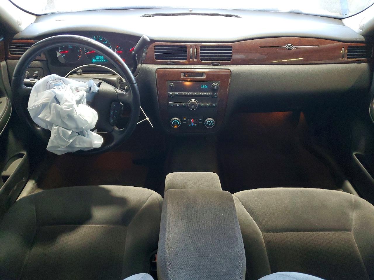 2011 CHEVROLET IMPALA LT photo 22