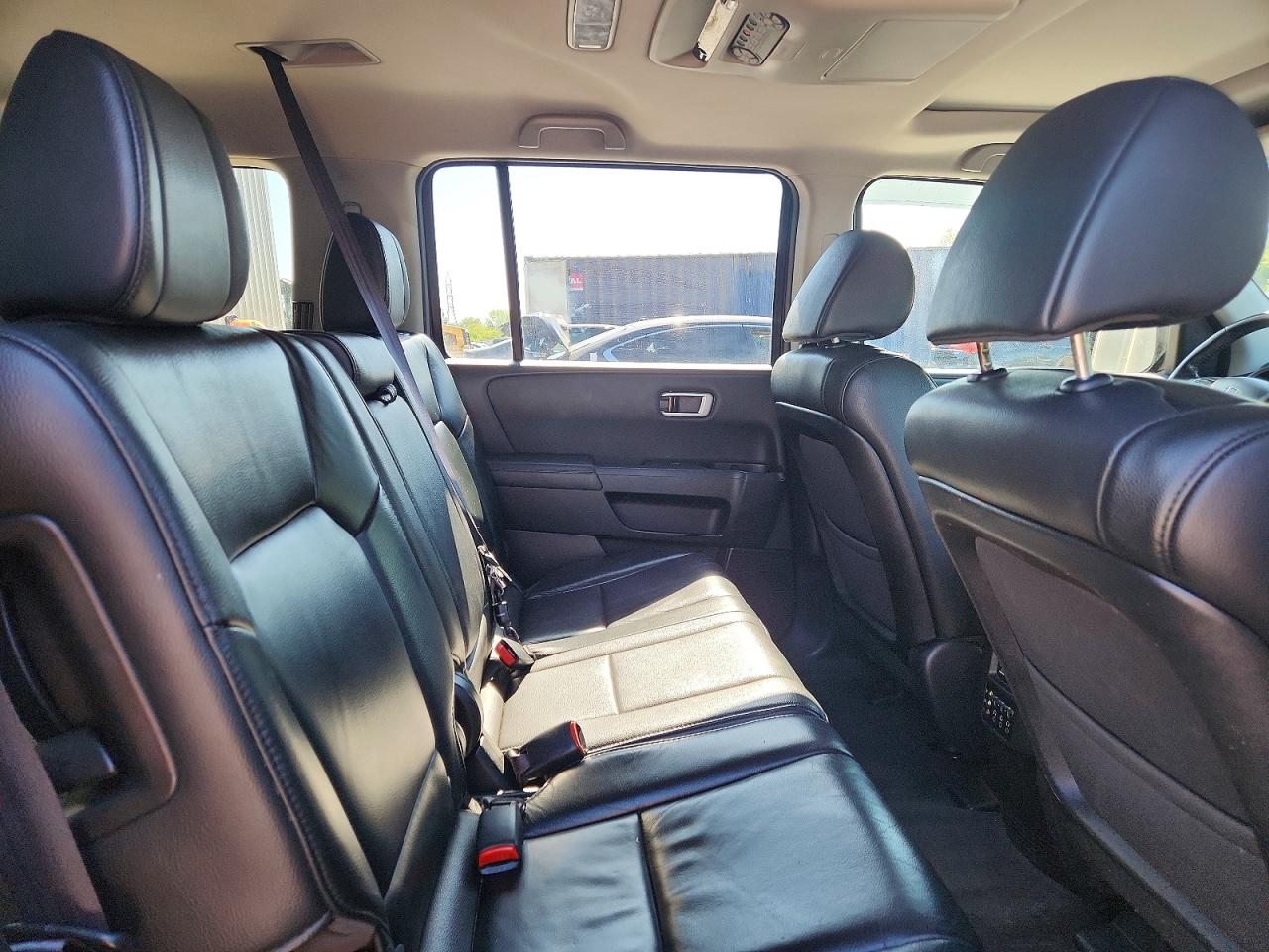 2012 HONDA PILOT EXL photo 31