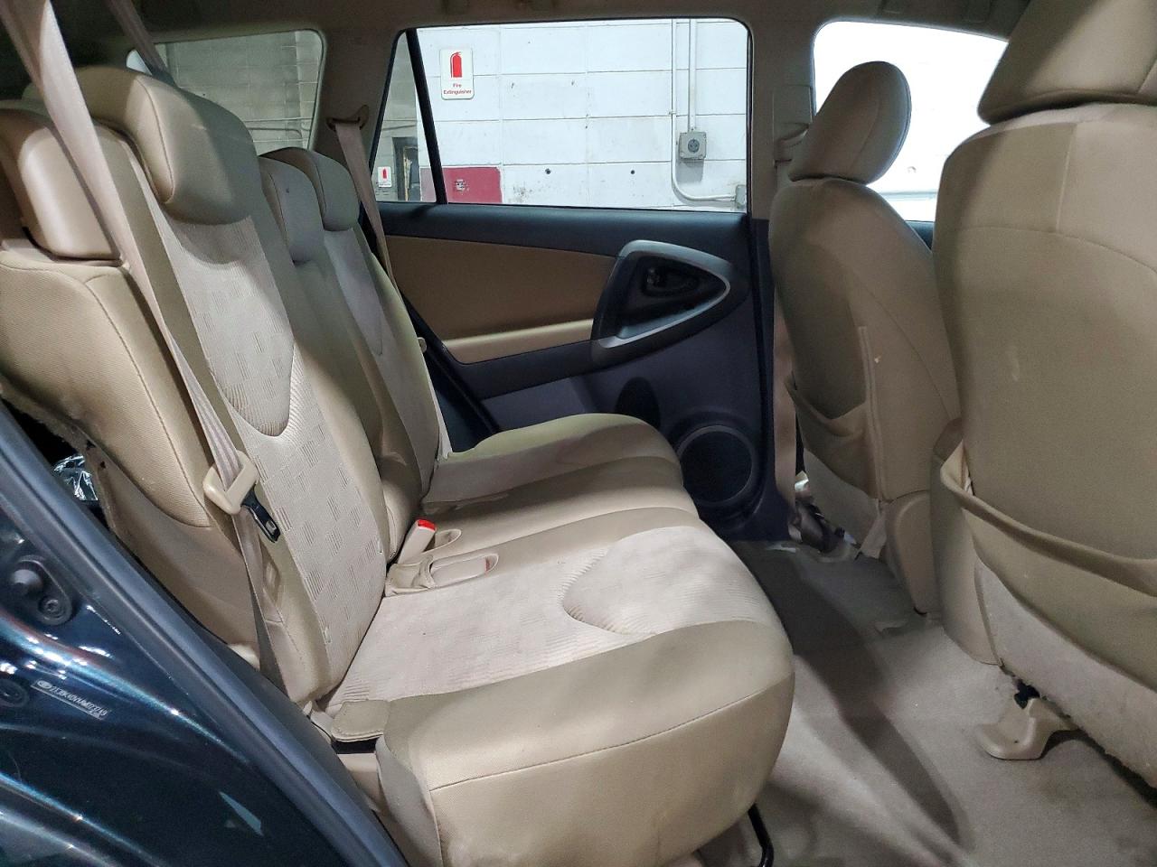 2010 TOYOTA RAV4 BASE photo 21