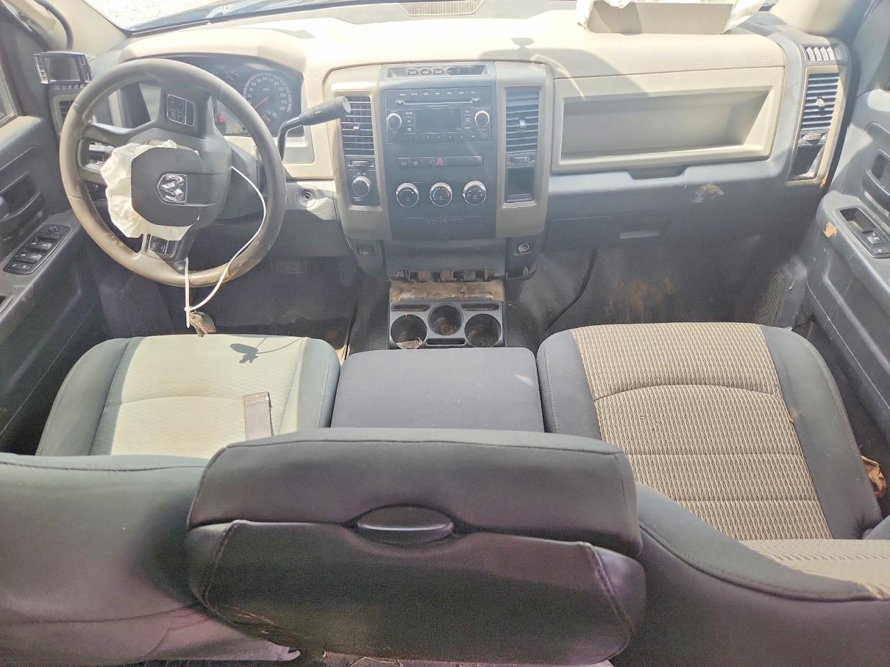 2012 DODGE RAM 3500 ST photo 8