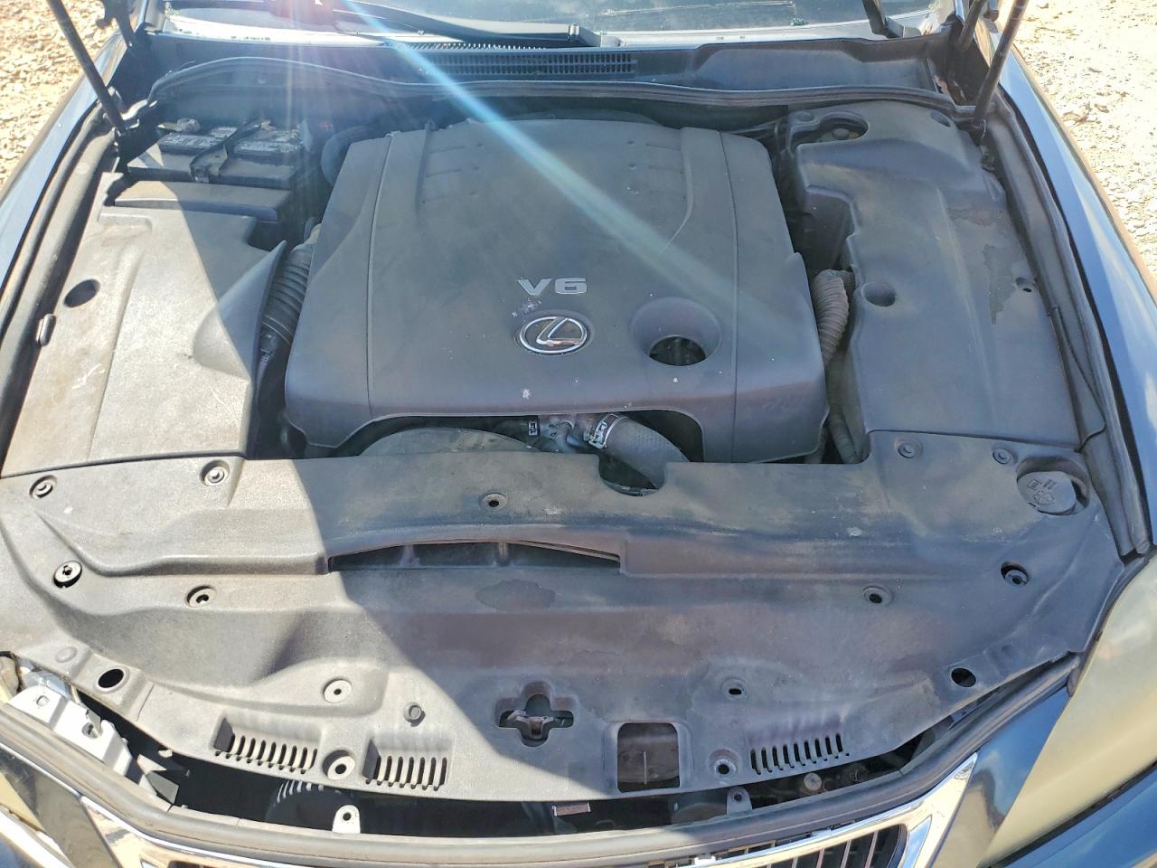 2011 LEXUS IS 250 photo 11
