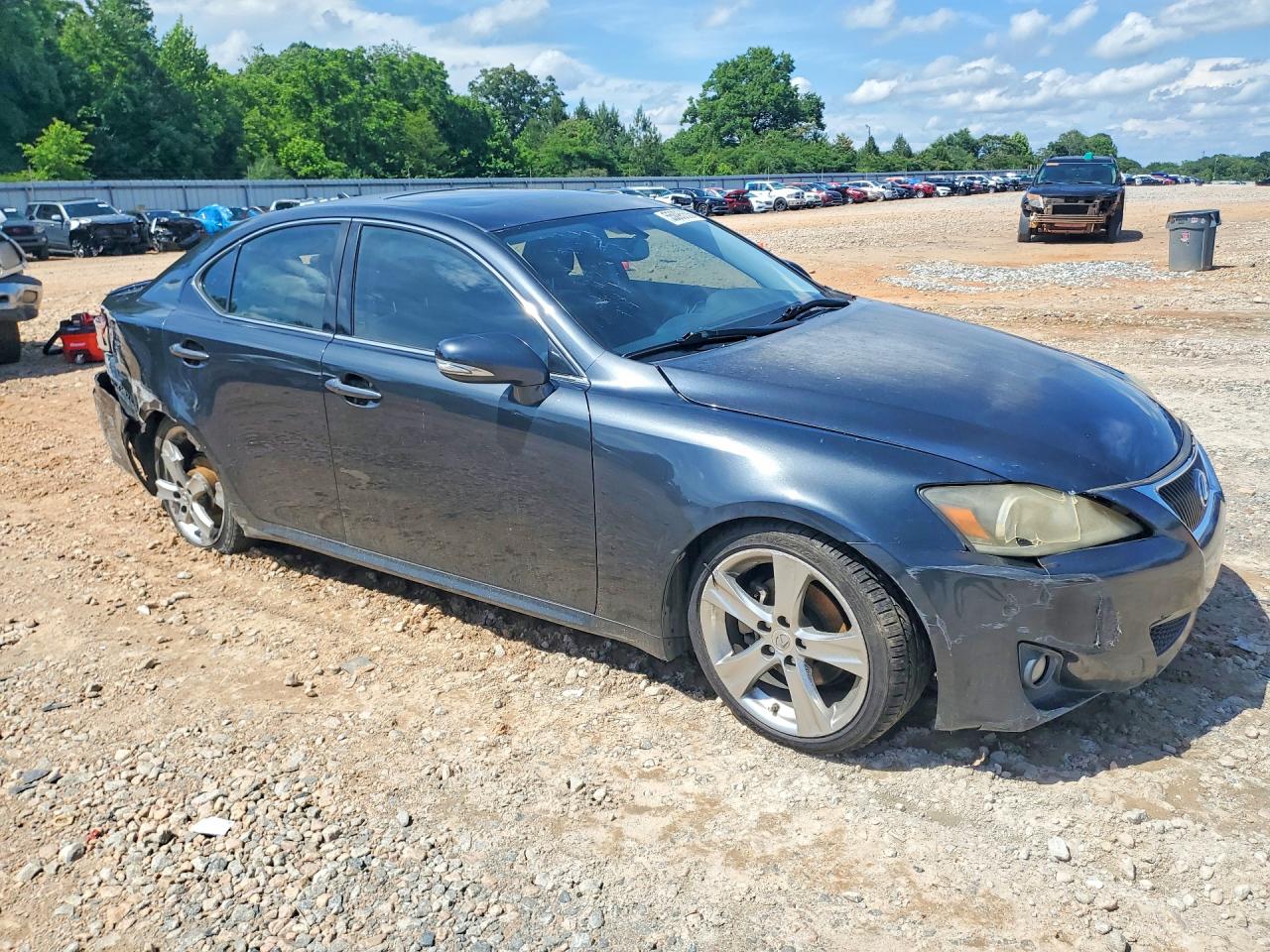 2011 LEXUS IS 250 photo 4