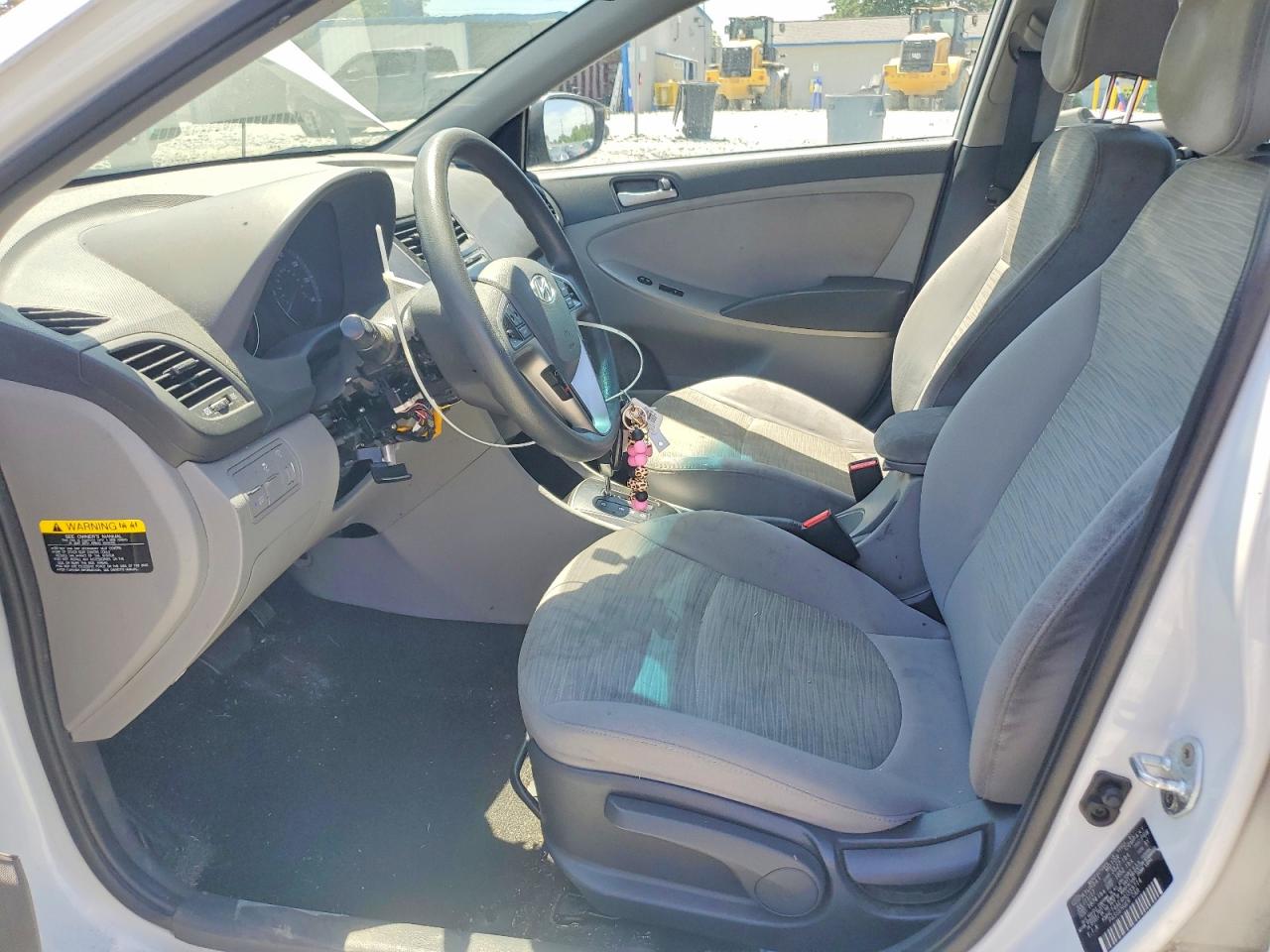 2017 HYUNDAI ACCENT SE photo 19