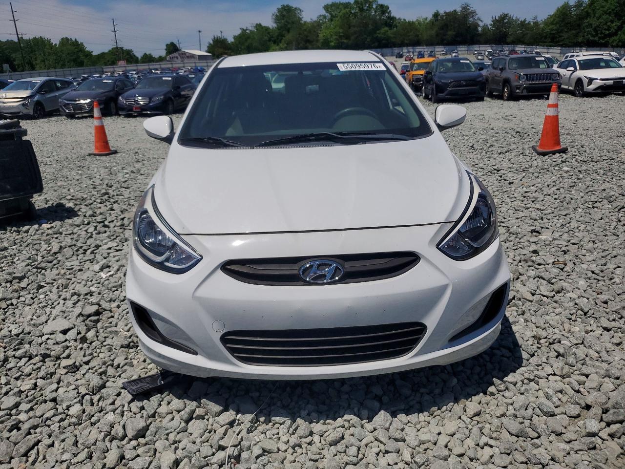 2017 HYUNDAI ACCENT SE photo 13
